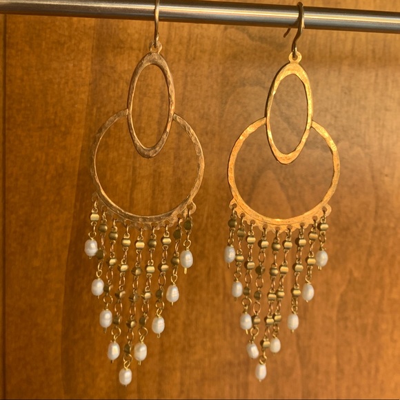Handmade pearl duster earrings - Picture 3 of 9